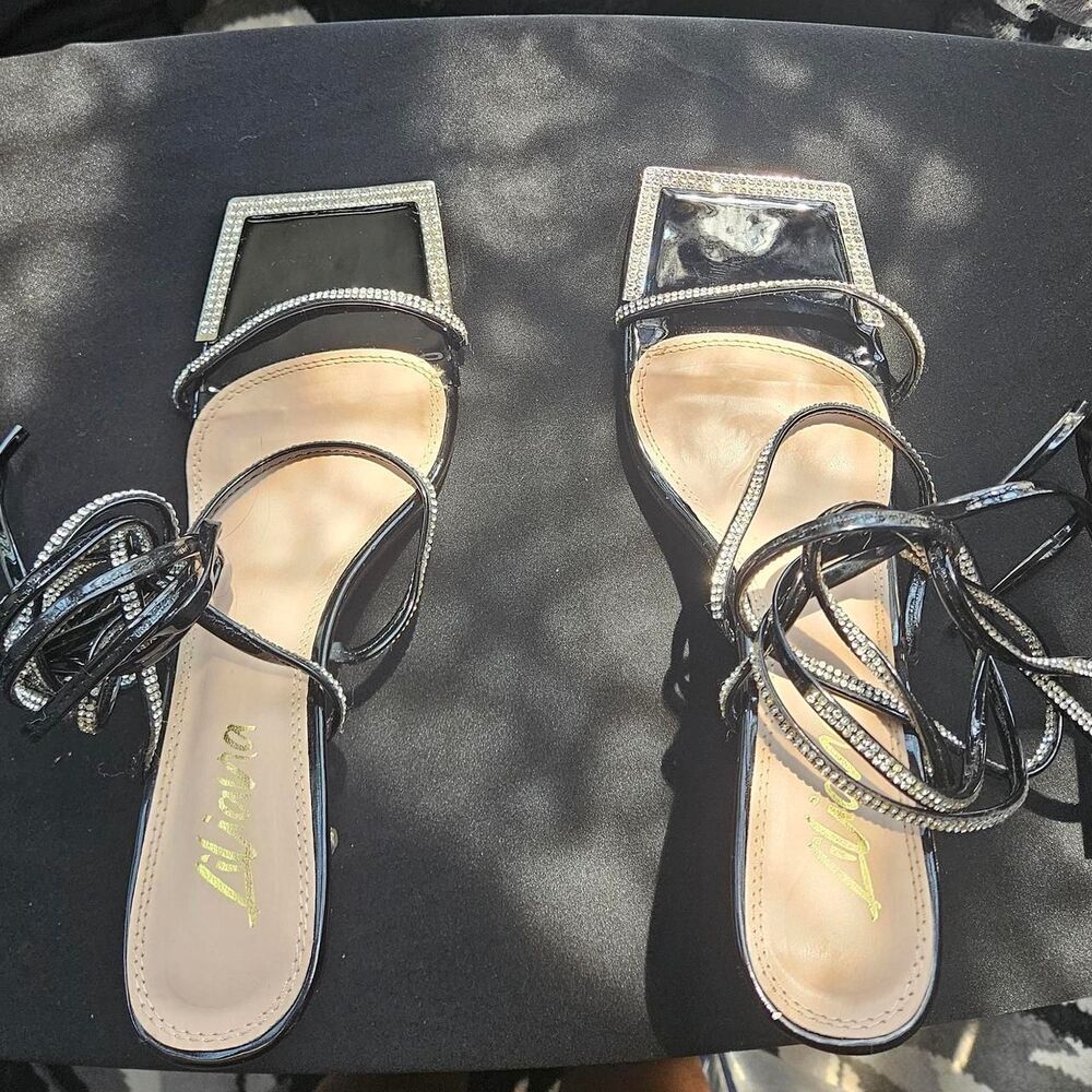 Liliana-footwear Women's Black Sandals